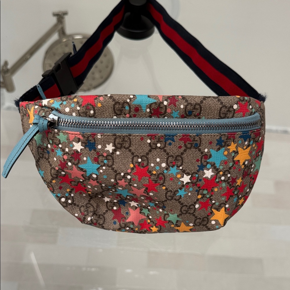 Gucci Multicolor Star Pattern Belt Bag